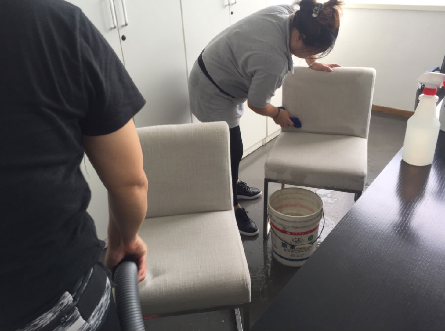 郁南县沙发清洗案例