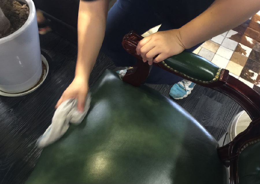 郁南县家具清洗案例